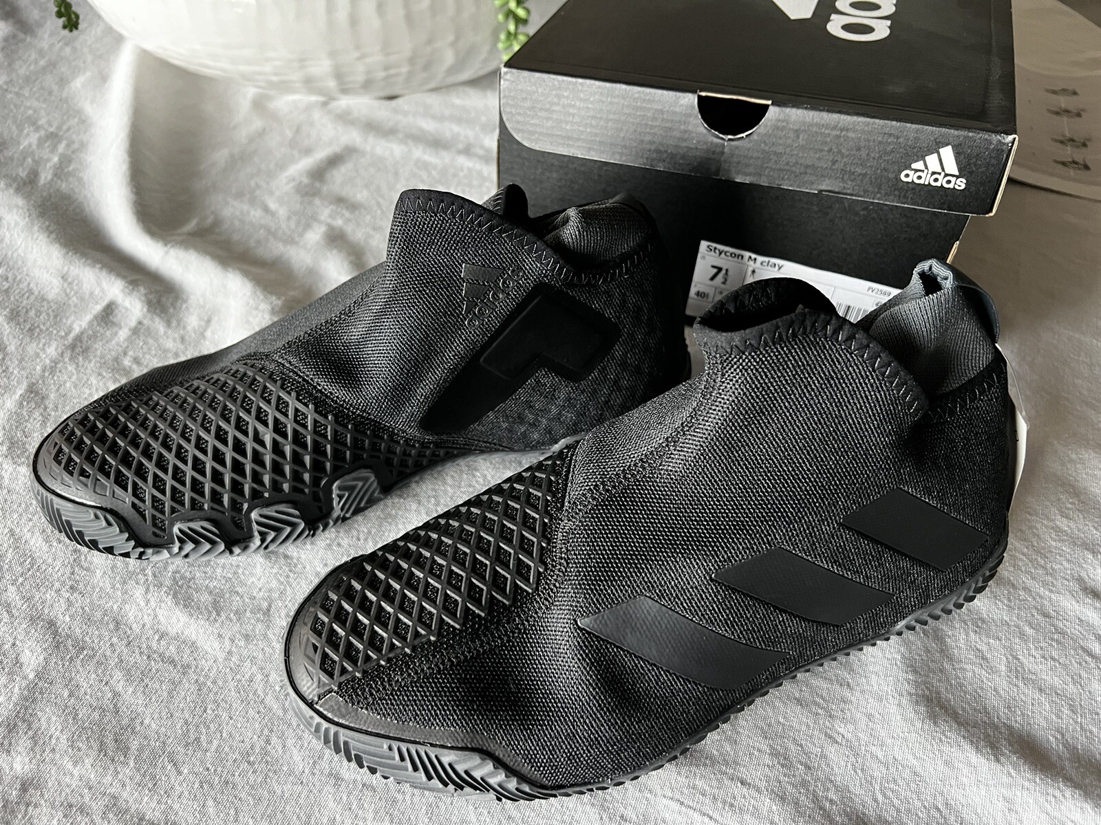 Adidas Stycon Laceless Tennis Shoes FV2569 Men’s US 7.5 Black/Grey