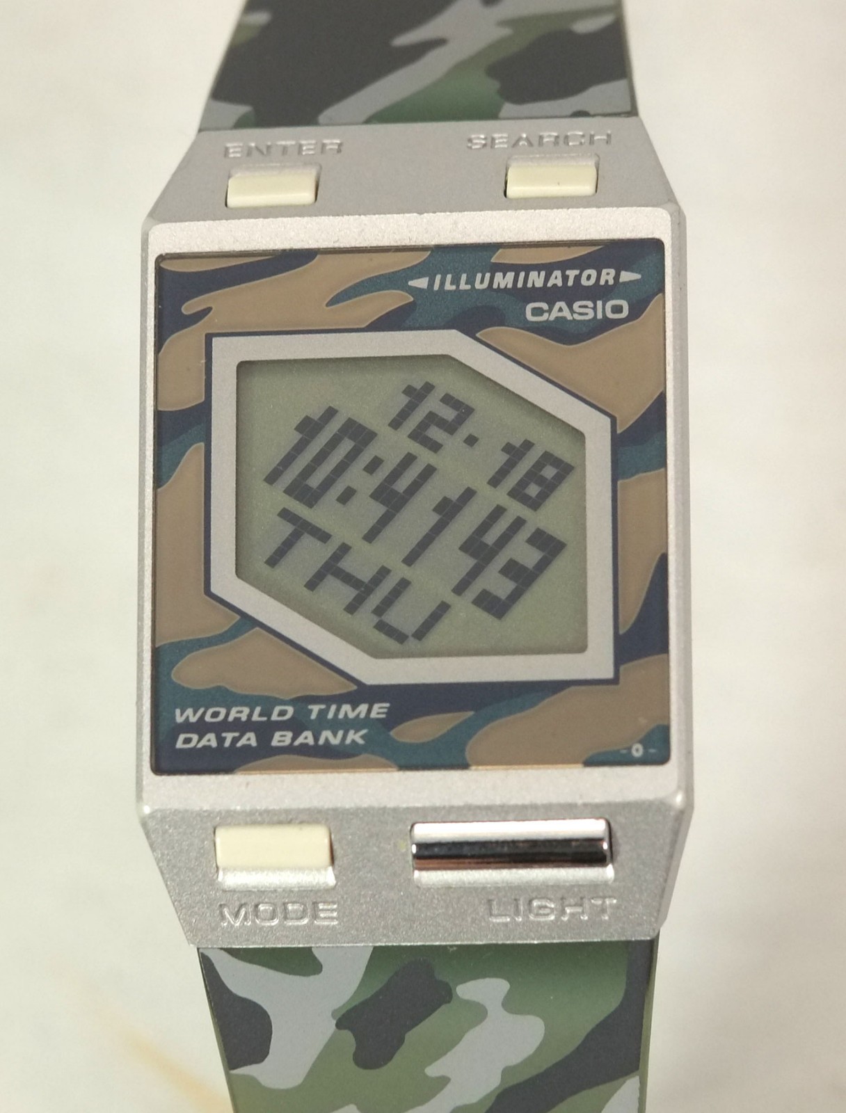 Vintage Casio World Time Data Bank Camoflague LCD Digital Men's Watch FS-00