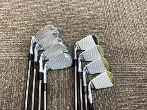 TaylorMade SLDR 2014 Iron Set 5-9+Pw+Aw+Sw Fujikura Speeder TM7-214 S 8pcs RH - Image 2 of 4