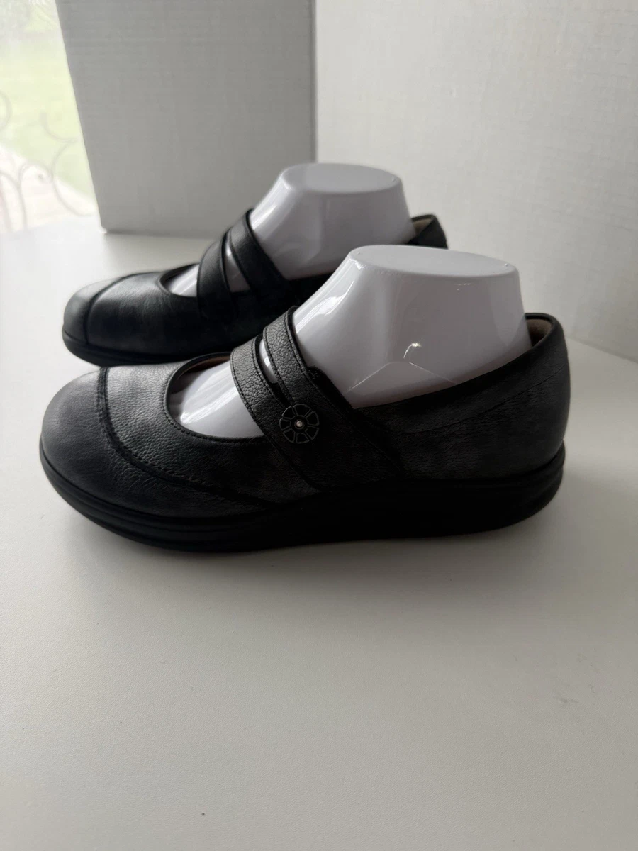 Finn Comfort Mary Jane Leather Upper Comfort Shoes for Women for