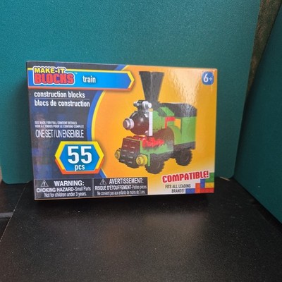 Red Green Holiday Christmas Train Wheels Roll 55 Building Bricks Make It Blocks