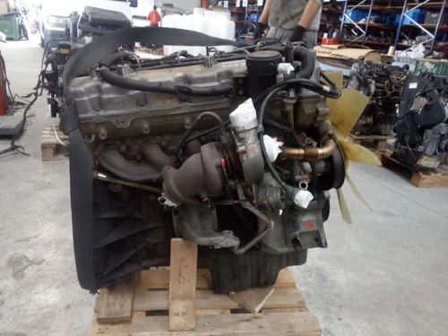 665926 Kompletter Motor für SSANGYONG RODIUS Xdi Limitierte AWD 2006 1166551 - Bild 3 von 10