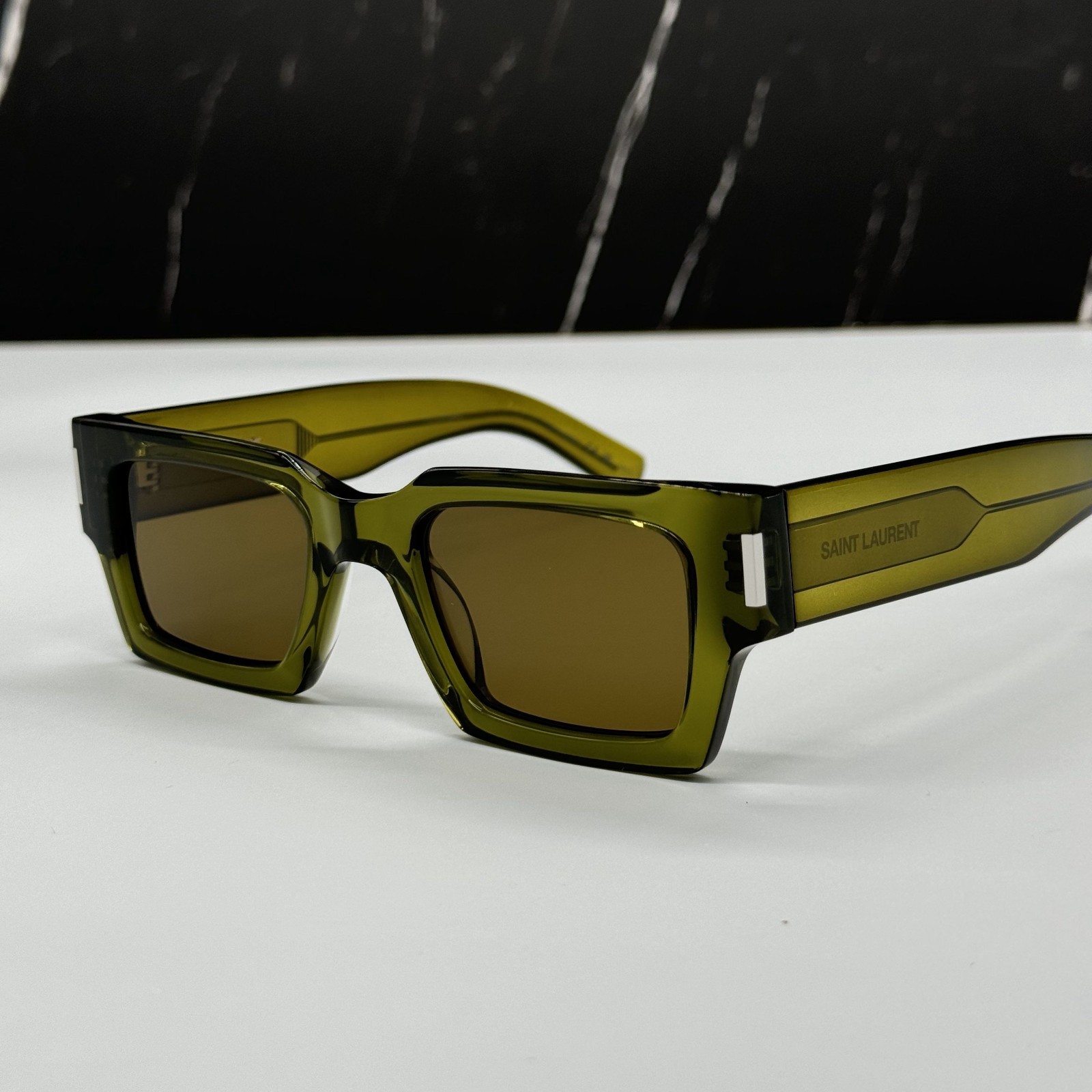 NUOVI OCCHIALI DA SOLE SL572 005 SAINT LAURENT VERDI QUADRATI SL 572 005 UNISEX SLUNGLASSES