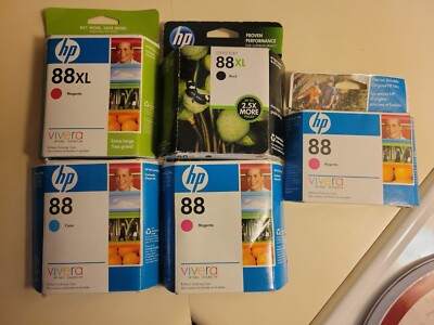 HP Jet 88XL 1 Black 3 Magenta, 1 Cyan Printer Ink Cartridge Lot Of 5  C9396AN