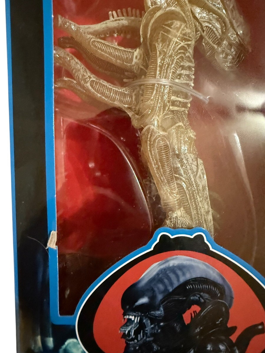 NECA Alien 40th Anniversary Big Chap Alien Xenomorph Action