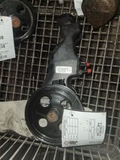 2021 GMC Sierra Denali 2500 Power Steering Pump 84983791 OEM