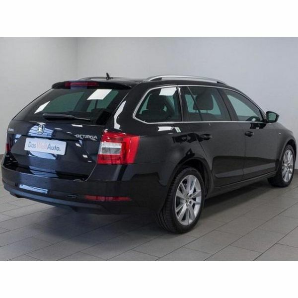Attelage Skoda Octavia Combi RS amovible : protégez le look de votre break