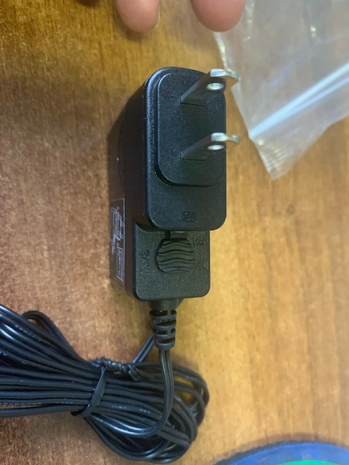 Plantronics BlueTooth Micro USB Charger SSA-3W-05 050035F P/N77394-04 - Image 4 of 4