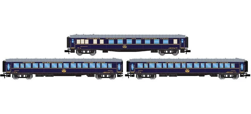 Arnold HN4384 - Voiture Voyageurs AO Couchettes B10 C10 Livrée Verte - Ep III - N 1/160