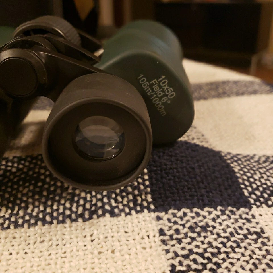 Gordon Field Binoculars 10 x 50 FOV 105m At 1000m With Soft Case Clear Optics  - Image 4 of 4