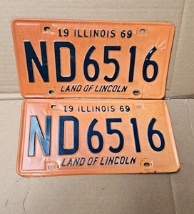 Vintage Illinois 1969 Auto License Plate Set Pair ND6516 Man Cave Wall Decor