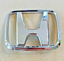 Genuine Oem Honda Prelude 1997-2001 Rear Trunk Badge Emblem