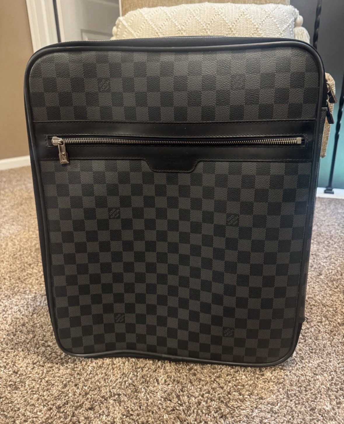 ⭐️ Authentic LV Louis Vuitton Pegase 45 Carry on Luggage Bag Damier Graphite ⭐️