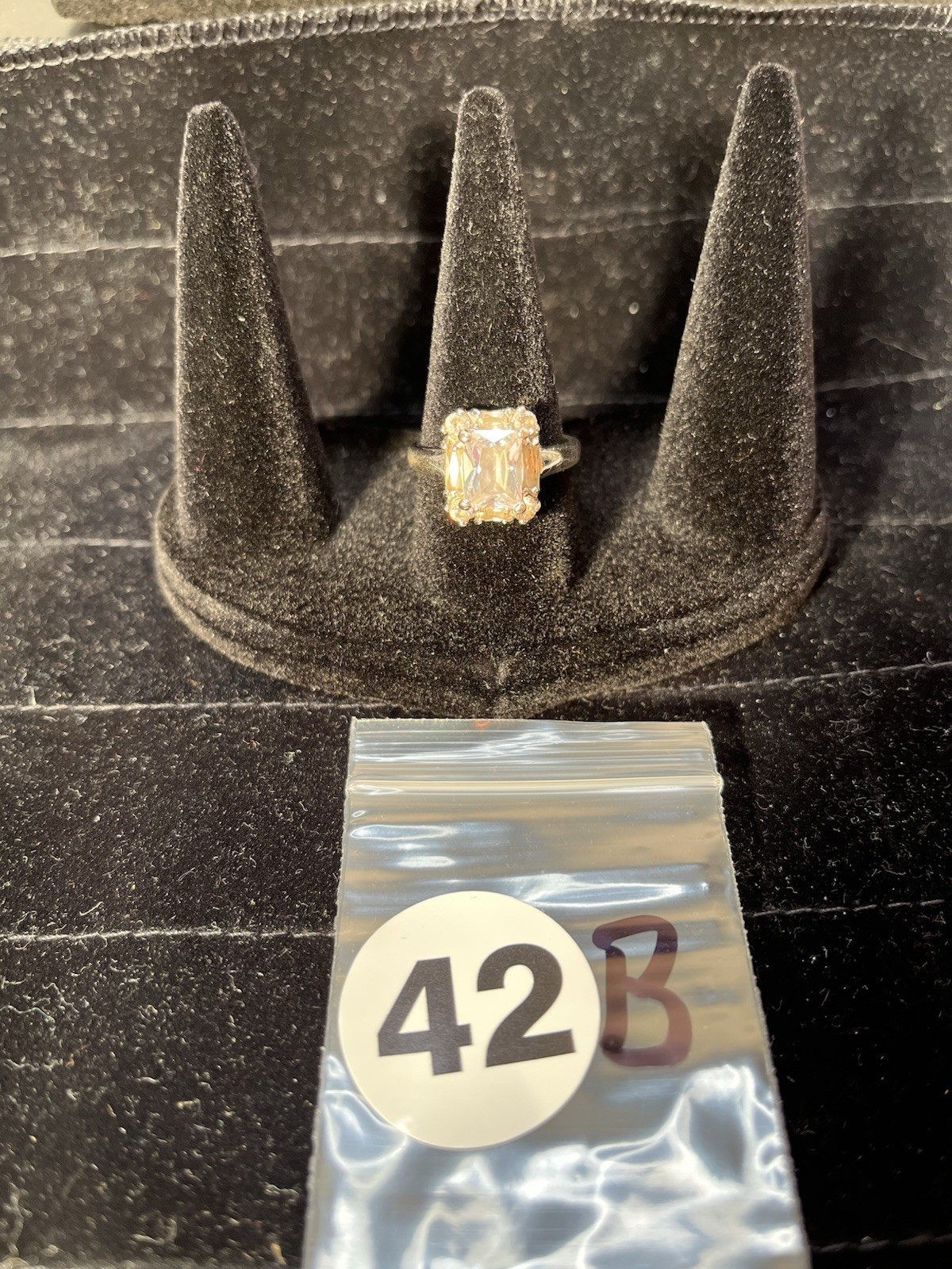 Silver Tone Ring With Rectangular Shape Clear Sto… - image 1