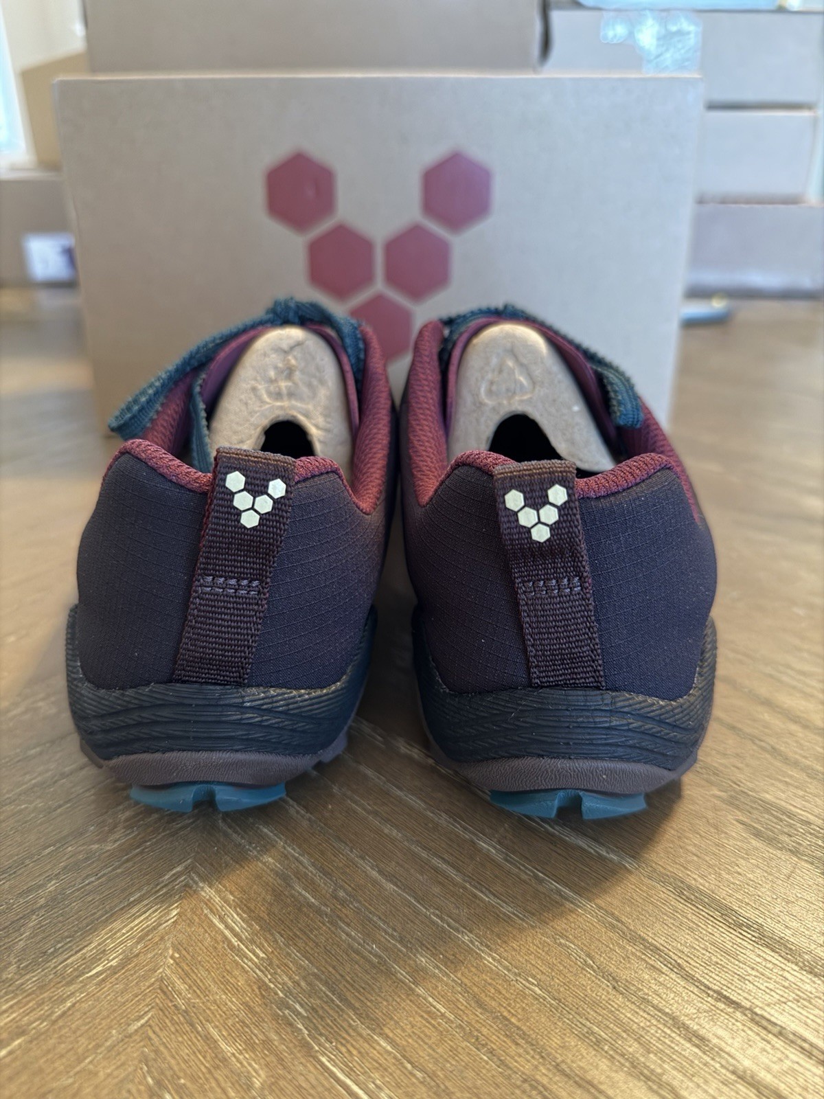 Vivobarefoot Primus Trail Flow Shoes Mens Size 9 Chocolate Torte Sneakers