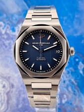 Girard-Perregaux Laureato 42mm Stainless Steel / Blue / Bracelet