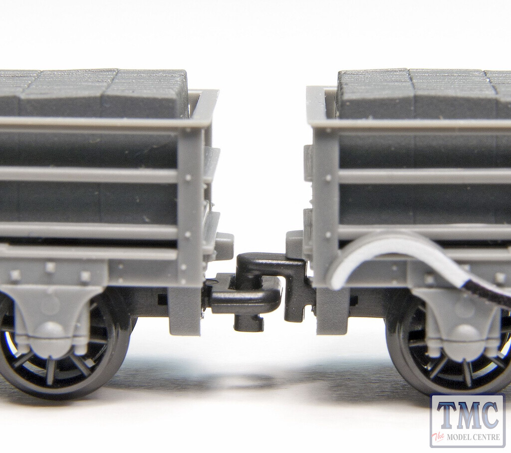 GR-105 Peco OO9 Gauge Close Couplers