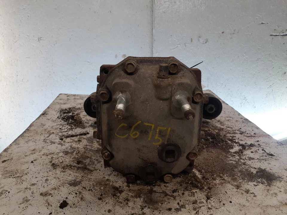 Conjunto de portador diferencial usado se adapta a: Subaru Impreza 2014 trasero SW 2,5 L AT CVT Foto 2 de 4