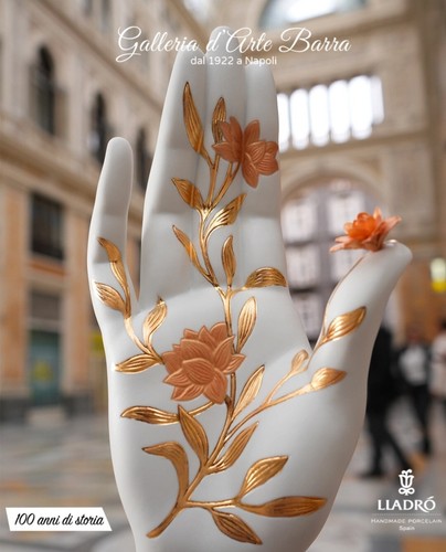 Lladró Artistic Porcelain Lladro - Hand Sculpture Protection Mudra - Picture 4 of 10