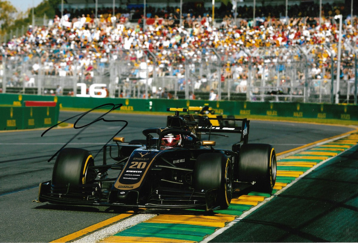 Kevin Magnussen 2025 drive announced as Haas F1 talks continue