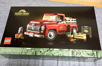 LEGO Icons 10290 Pickup Truck aus Japan