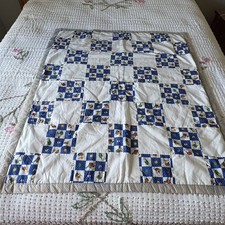 Vintage Handmade Patchwork Baby Quilt Blanket   Teddy Bear Print   33.5  x 47  