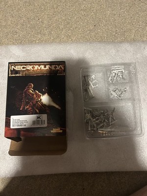 Necromunda Orlock Gang x8 - OOP Vintage Warhammer - In Box Fanatic 