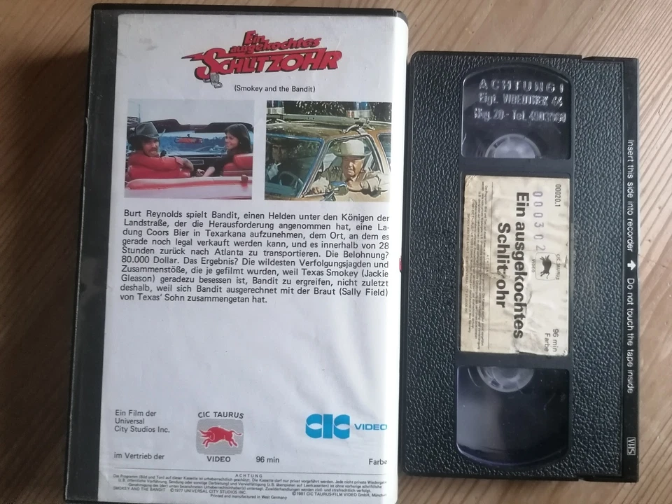 VHS RARITÄT: EIN AUSGEKOCHTES SCHLITZOHR  (1977)  mit Burt Reynolds - Bild 2 von 2