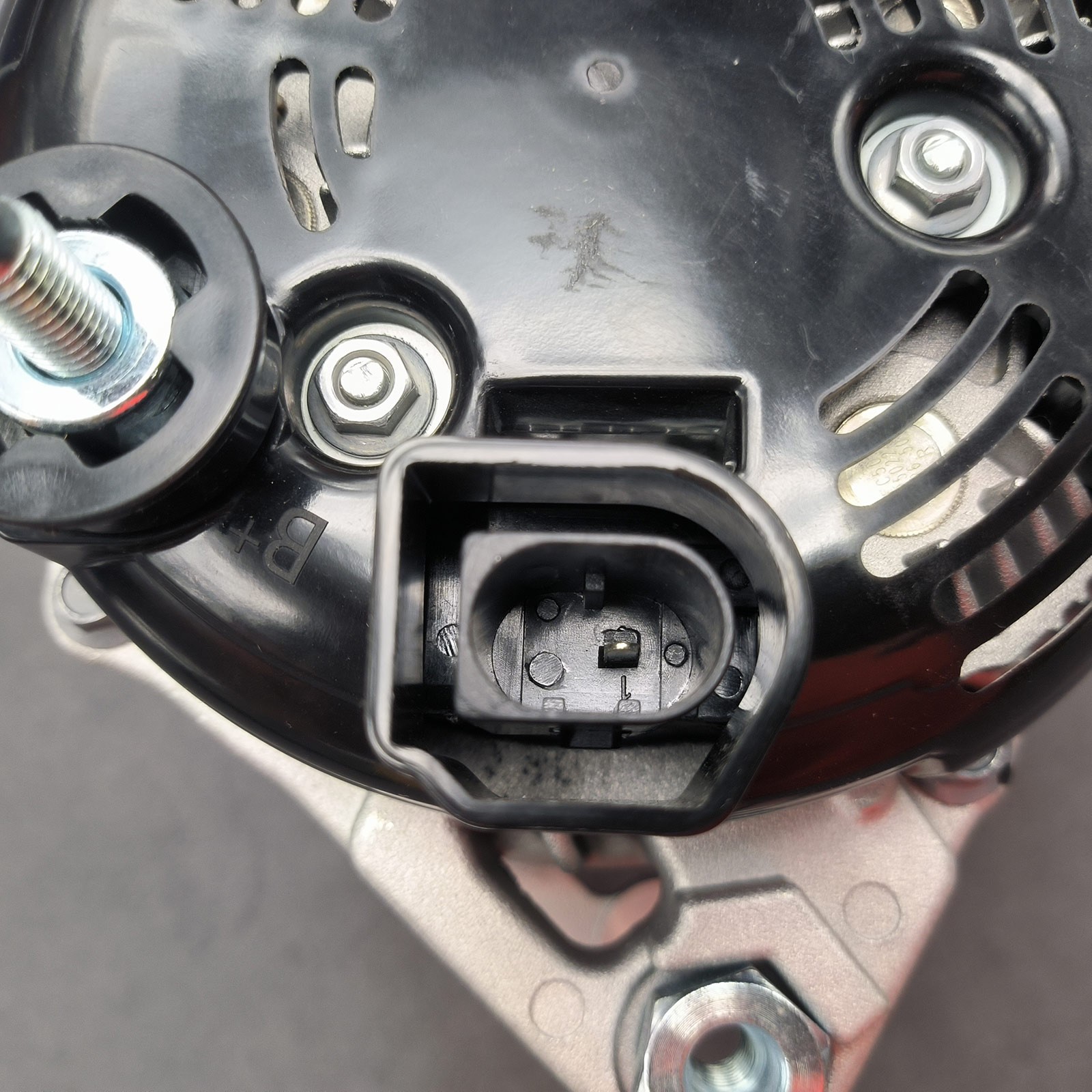 Lamborghini Urus 2023-2024 Alternator P/N 06E903024TX