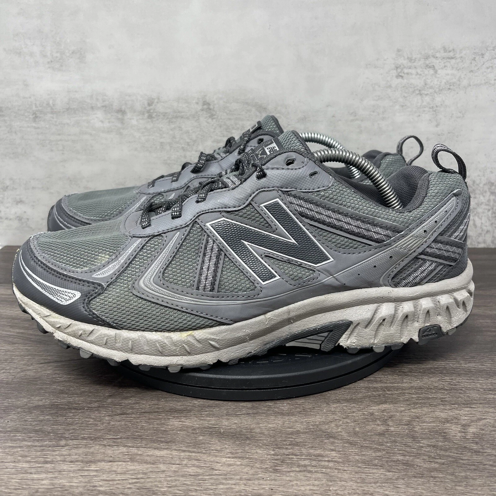 New Balance 410v5 Mens 11 4E Wide Grey Black Trail Shoes Low Top