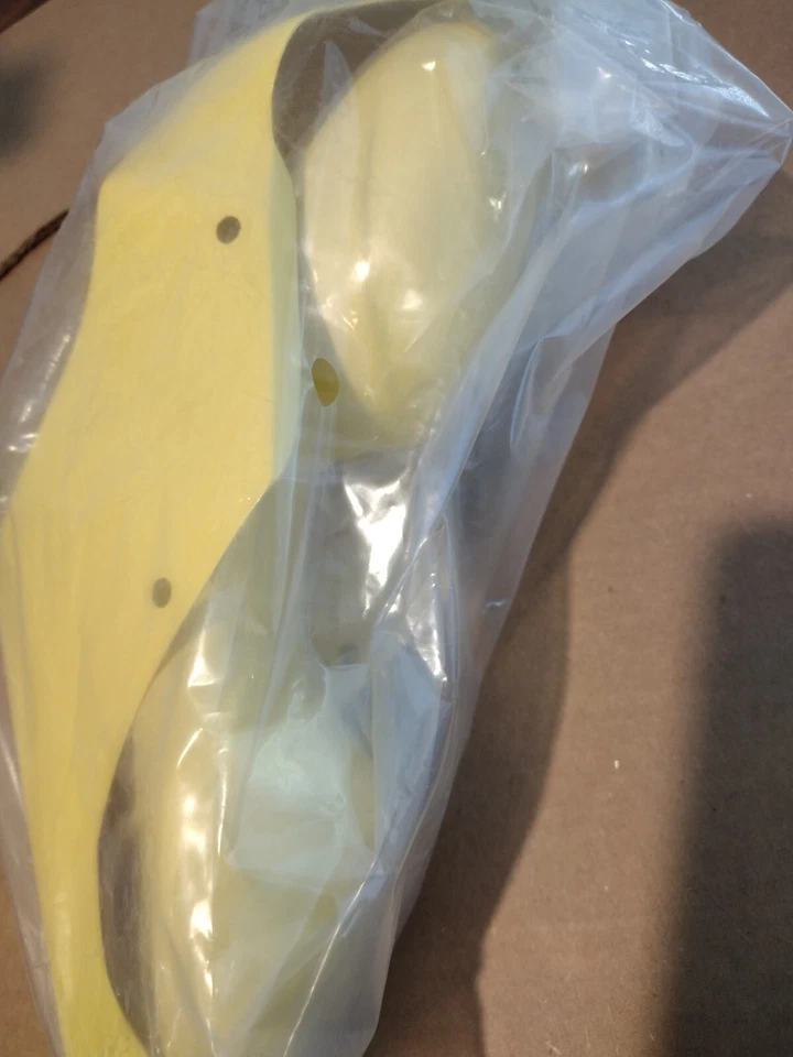 Rc MOTORCYCLE custom YELLOW color  Fairing set , THUNDER TIGER, NUOVA FAOR - Image 3 of 3