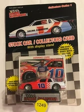 1989 #10 DERRICK COPE SERIES 1 - PLASTIC TIRE - 3-ROW CHECKERS #1249            
