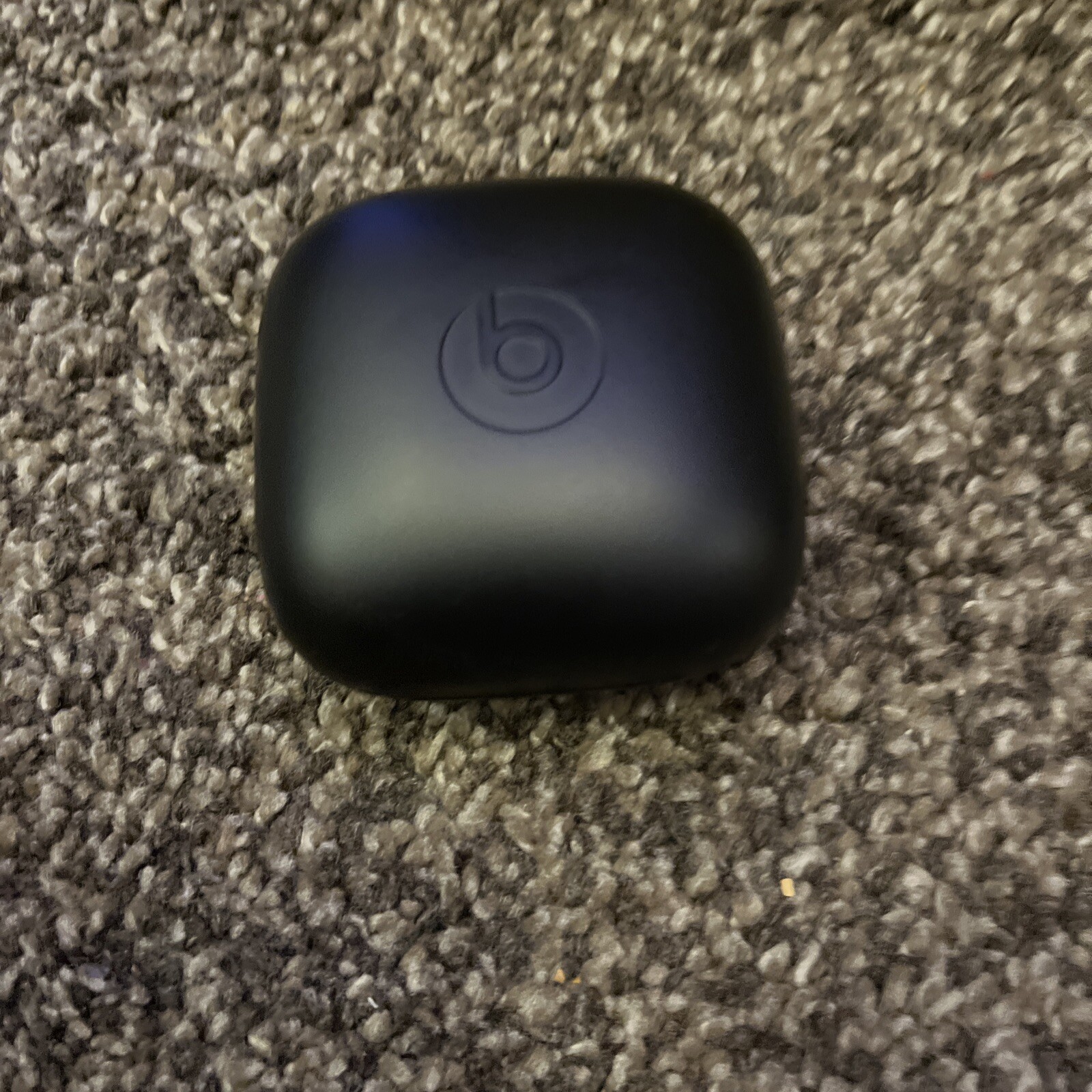 Beats by Dr. Dre Powerbeats Pro – Black ( Charging Case Only