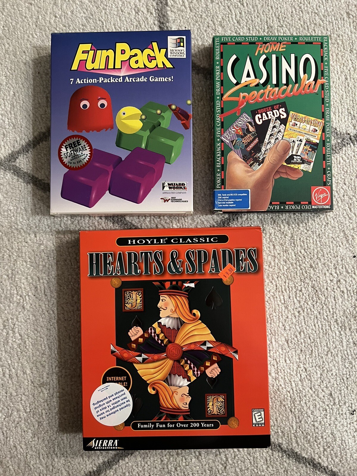 Hoyle Classic Hearts & Spades 1998 / Fun Pack 7 Action Packed Arcade