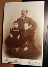 Family - Man with Beard & Woman & Girl / KAB Bruno Riedel Leipzig