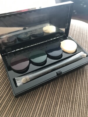 Make Up For Ever 4 Waterproof Cream Color Palette   Black Tango   New 