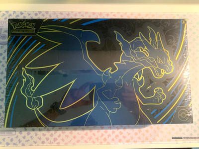 Ultra Premium Mega Charizard X Ex Sammlung Neu Sealed Italienisch Selten