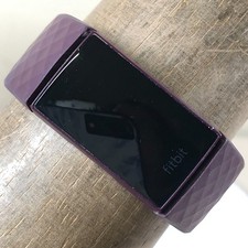 Fitbit Charge 4 Unisex GPS Health Fitness Tracker Smartwatch 7 1/4"