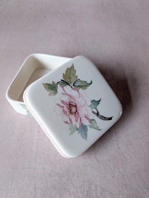 Royal Worcester Palissy Floral Schmuckschatulle - Vintage englischer Porzellanschmuck
