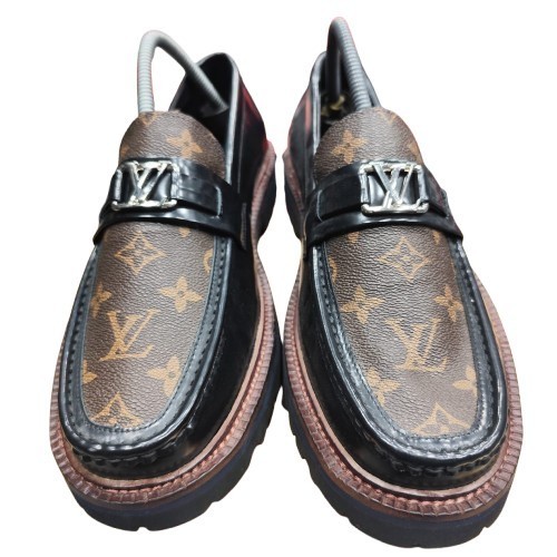 Louis Vuitton Leather Black Brown Shoes LV Logo Thick Sole Made in Italy Size 44