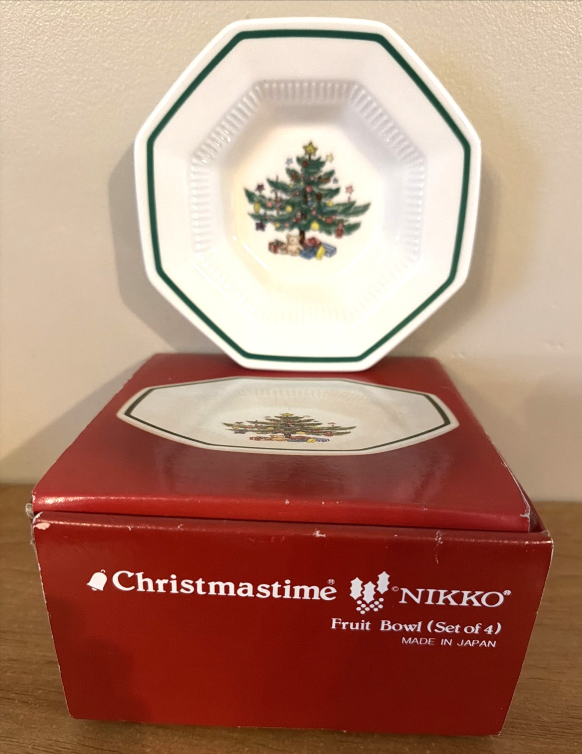 Set of 4 Vintage Nikko Christmastime Individual 5 3/4" FRUIT