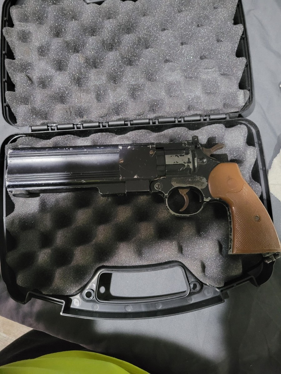 A.G.A .62 Paintball Marker Pistol Gun 3357 357 (Crosman) Vintage