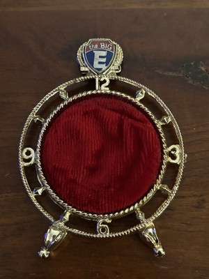 Vintage The Big E Eastern States Exposition Velvet Pin Display Pendant Time