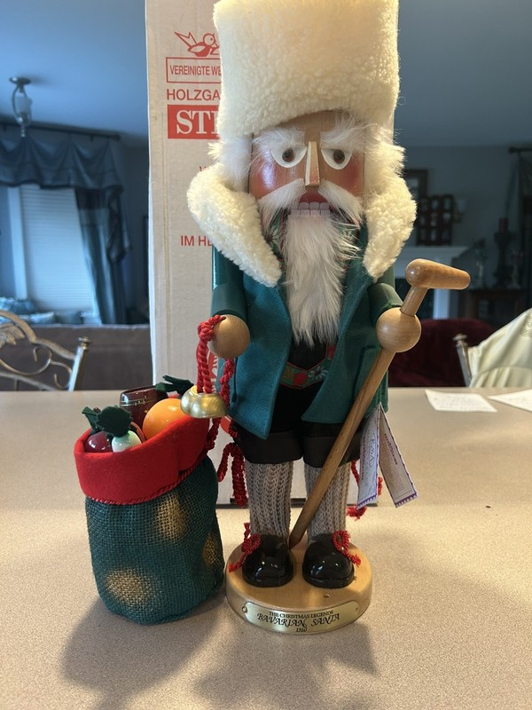 CHRISTIAN STEINBACH S1827 Bavarian Santa 17" 086131-352140 With Original Box