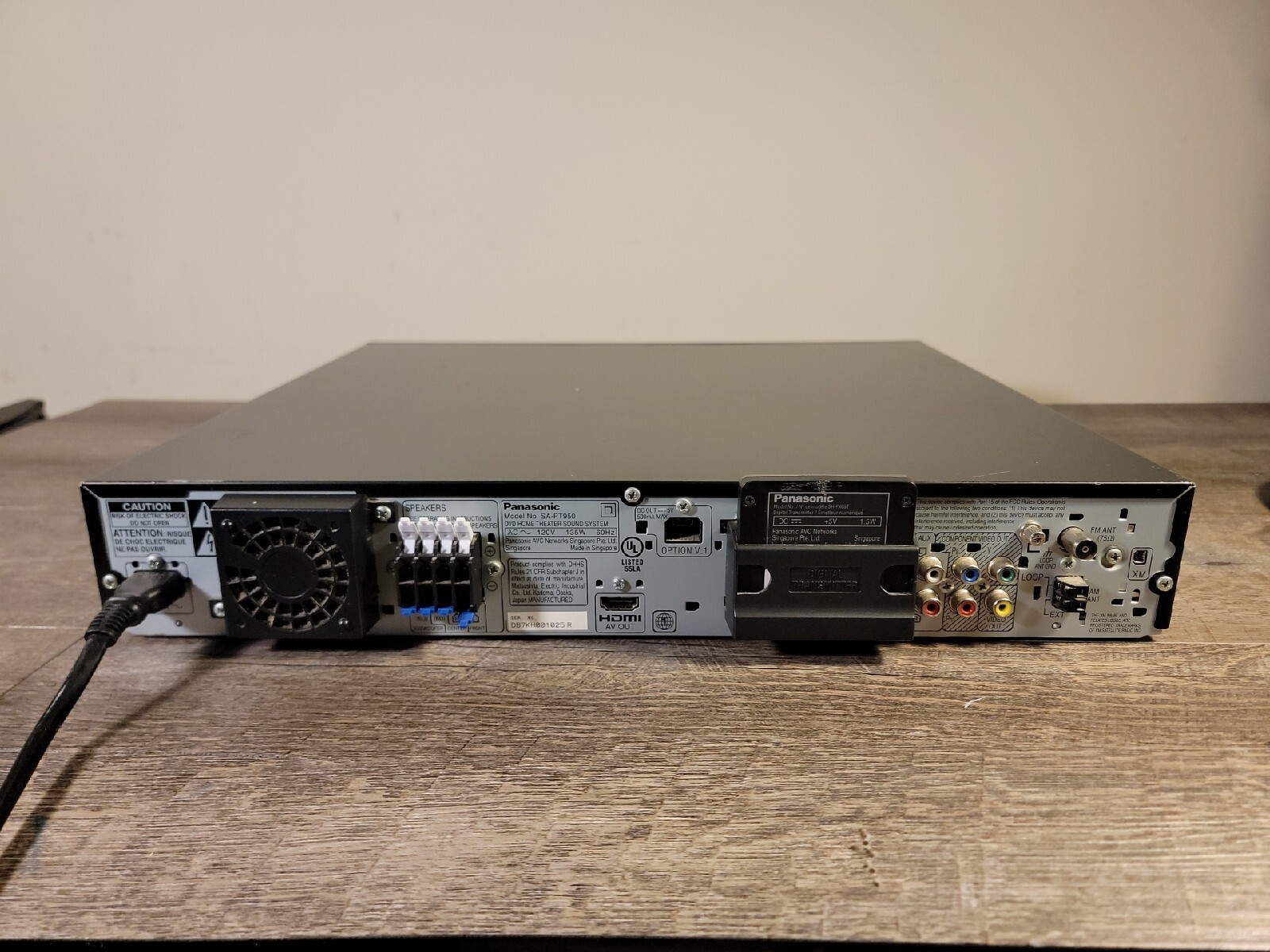 Panasonic SAPT750 5 Disc Changer DVD Home Theater Sound System No