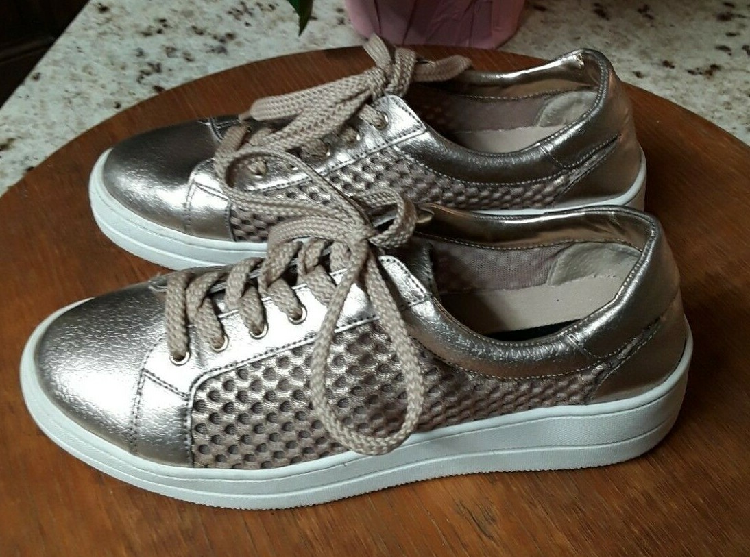 Steve Madden Gold Tennis Shoes TUX Gold Low-Top Sneaker