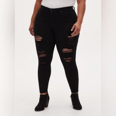 Torrid  Sky High Skinny Black Ripped Distressed High Rise Denim Jeans sz 14R EUC