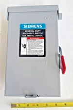 Siemens General Duty Enclosed Switch GNF222A 240V 60A Lever Box