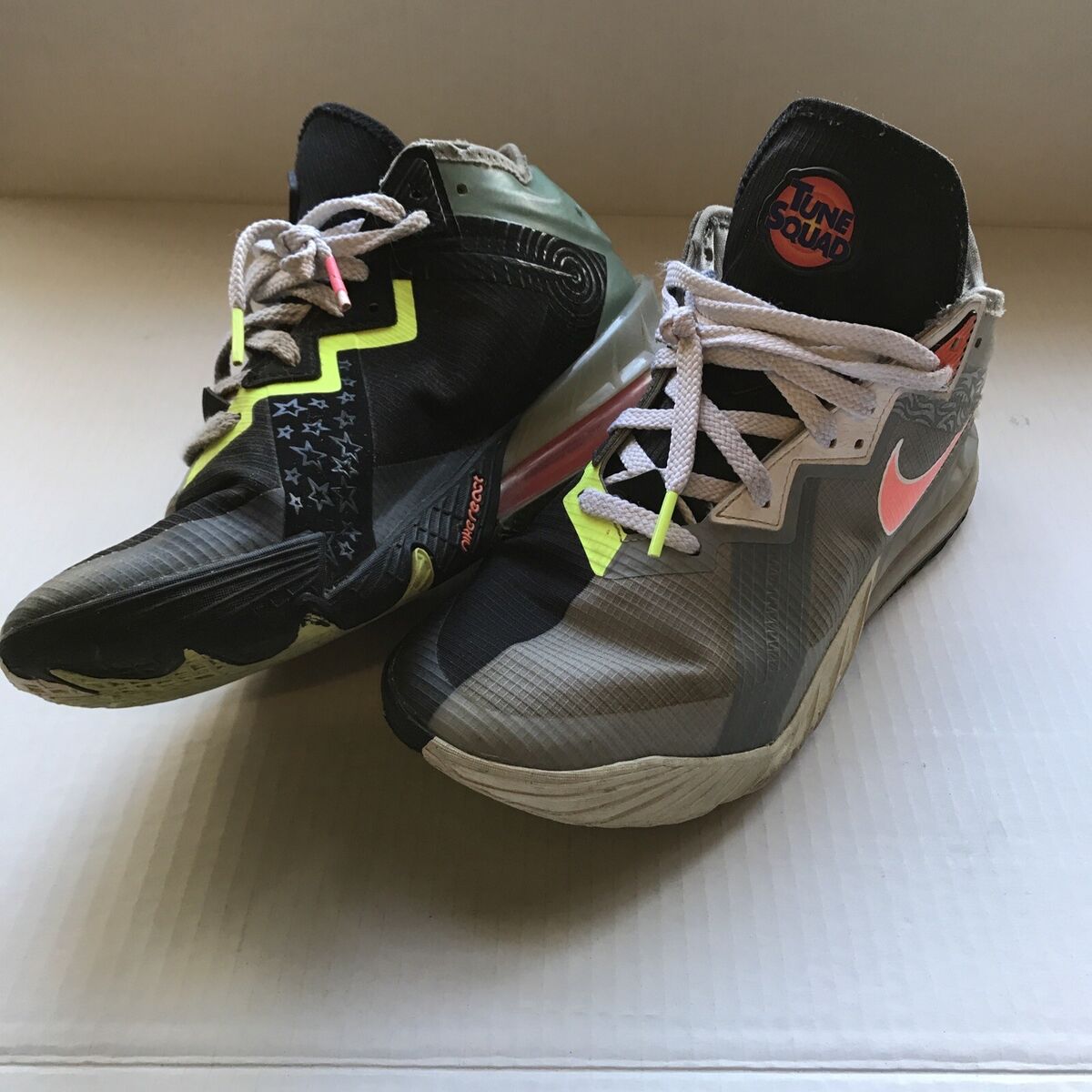 Nike LeBron 18 Low Space Jam Bugs vs Marvin Grey Black Nike LeBron 18 Low Space Jam Bugs vs Marvin Grey Black