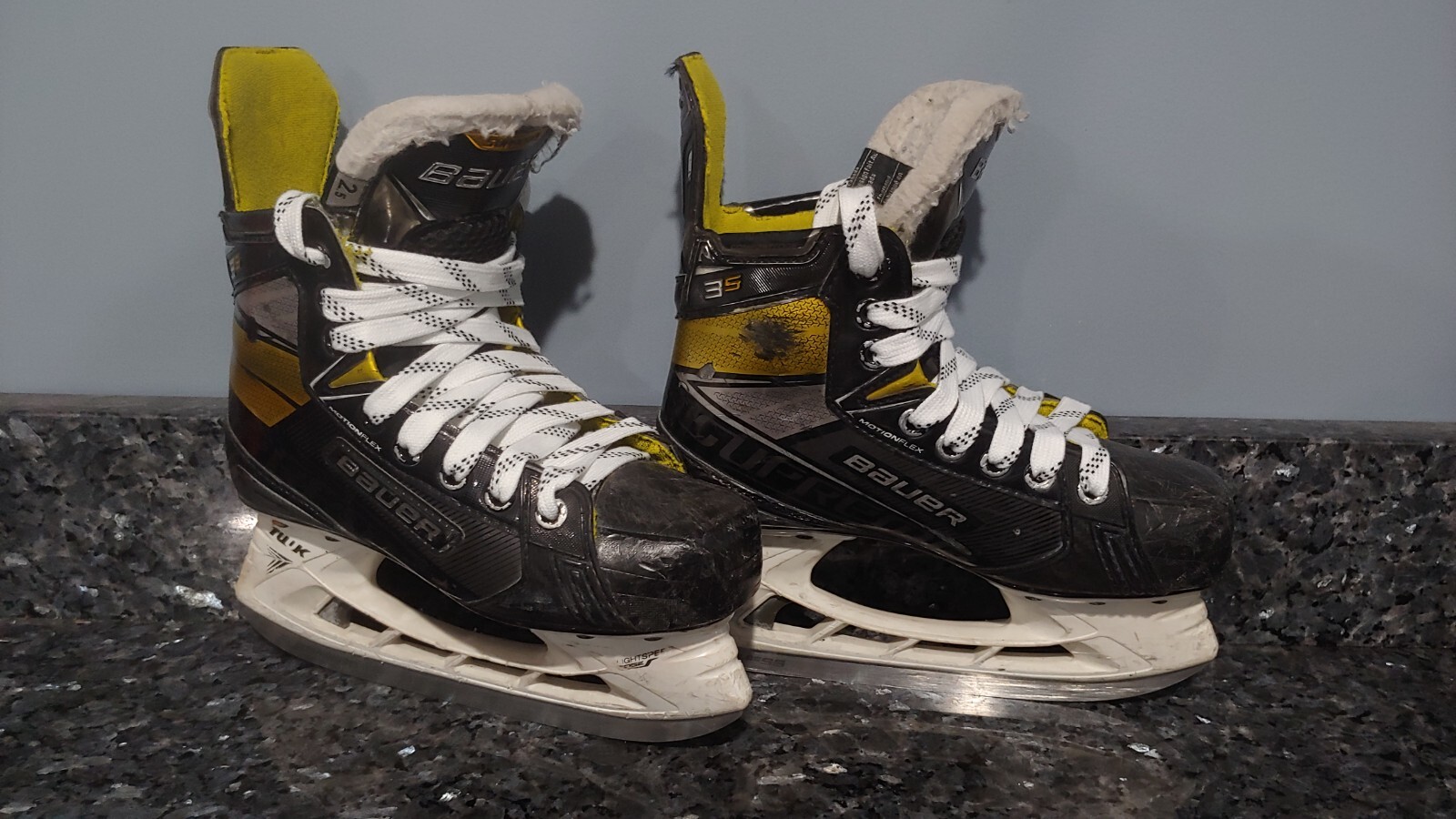 Bauer Supreme 3S Ice Hockey Skates Junior Size 2.5D eBay